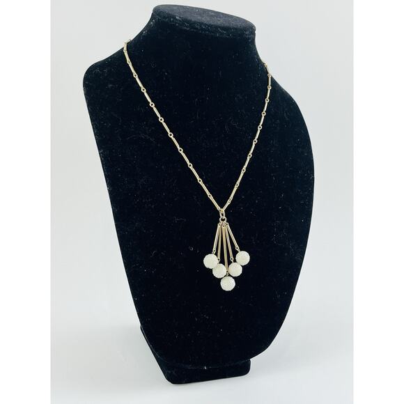 Sarah Coventry Jewelry - Vintage Snow Ball Textured Sarah Coventry Lariat Necklace White Bead Dangle Link